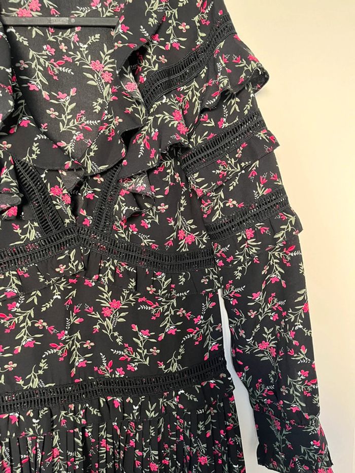 Robe noire à fleurs prettylittlething S neuve - photo numéro 4