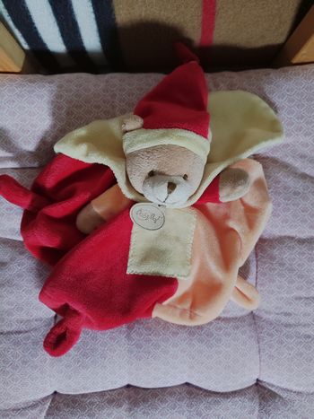 Doudou baby nat' ourson rouge