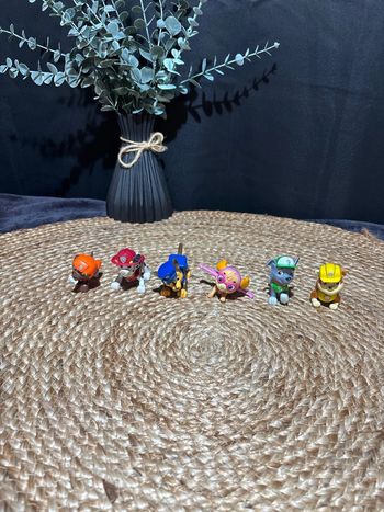 Lot de 6 figurines pat patrouille