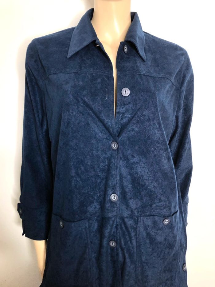 Très belle chemise style velour bleue nuit taille 40 (voir mesures) - photo numéro 2