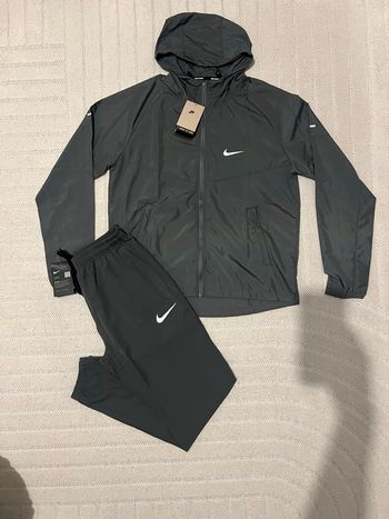 Survêtement Nike running 