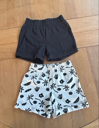 Lot 2 Shorts Taille 3 Ans Orchestra 