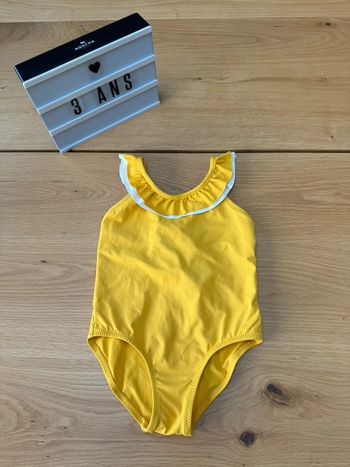Maillot de bain 1 pièce jaune avec volants - Taille 3 Ans