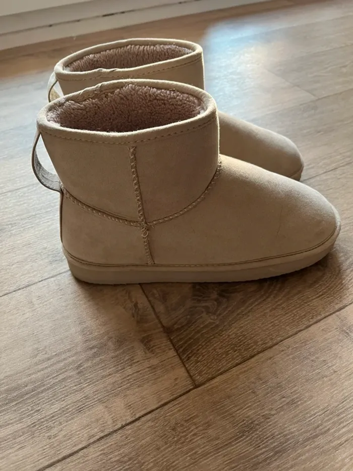 Bottines fourrées neuves