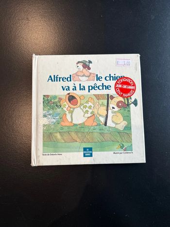 Alfred le chien va à la pêche