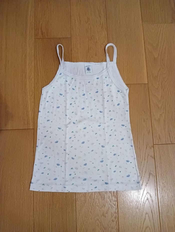 Lot 2 Tricots de peau / Débardeurs Petit Bateau - 10 ans - photo numéro 2