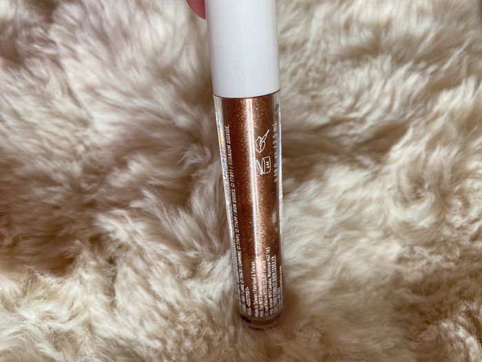 Lipstick cuivré Nyx - photo numéro 4