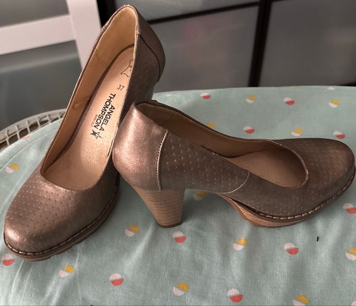 Talons doré