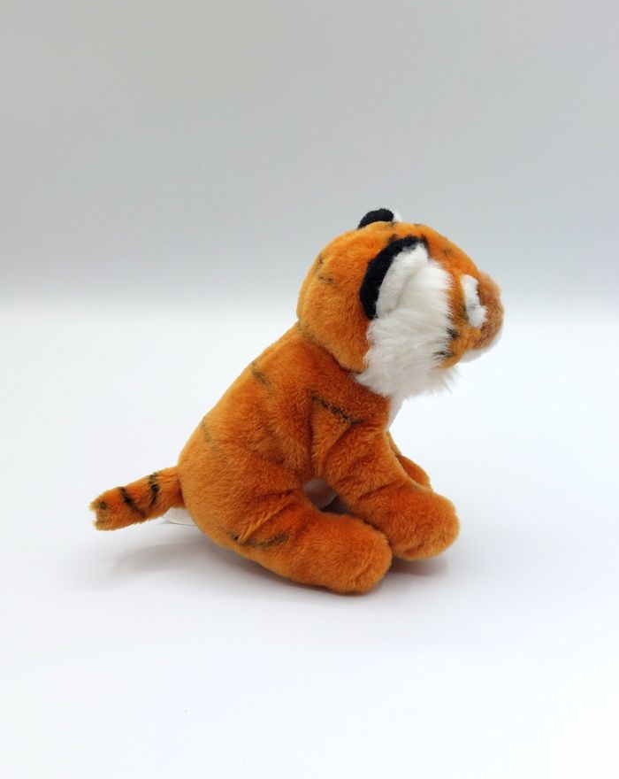 Petite peluche tigre couleur miel GIPSY blanc noir 16 cm nez rose doudou - photo numéro 4