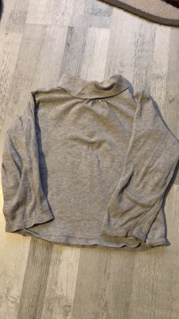 Primark - Sous pull fille 9/12mois