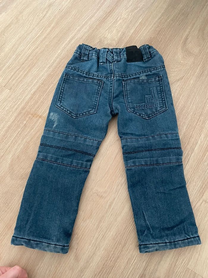 Jean 2 ans - photo numéro 2