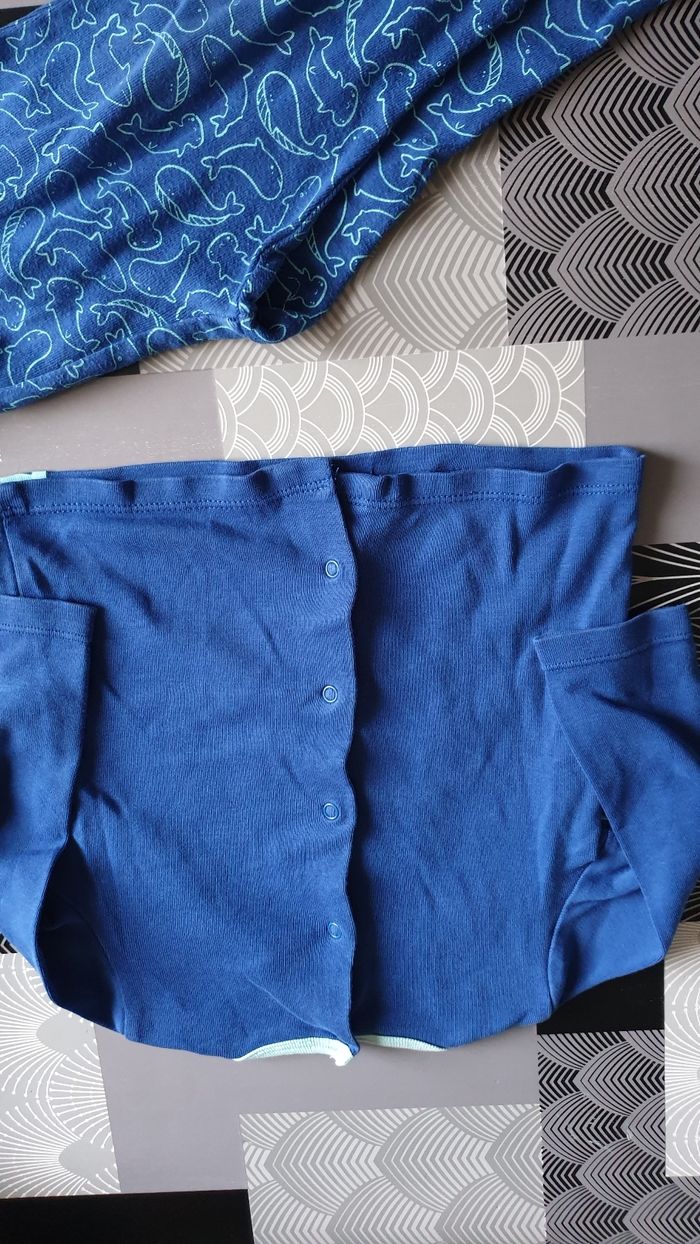 Pyjamas taille 12mois - photo numéro 4