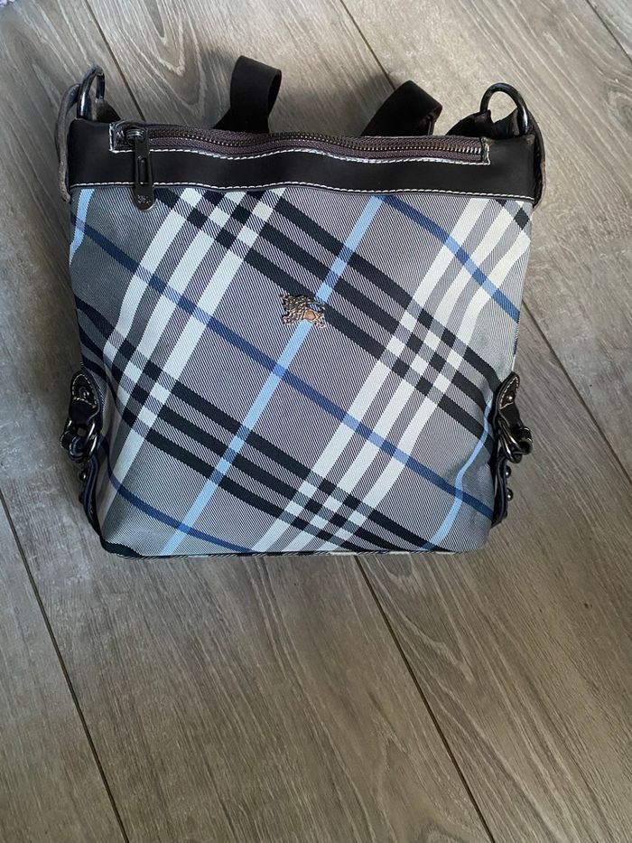 Burberry - photo numéro 4