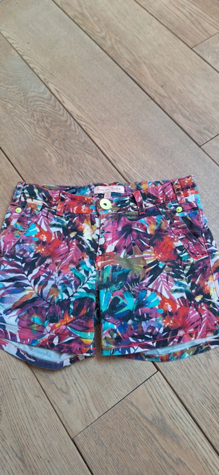 Short coloré