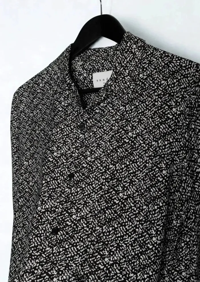 Chemise manches longues imprimé noir blanc abstrait Sandro Taille S - photo numéro 3
