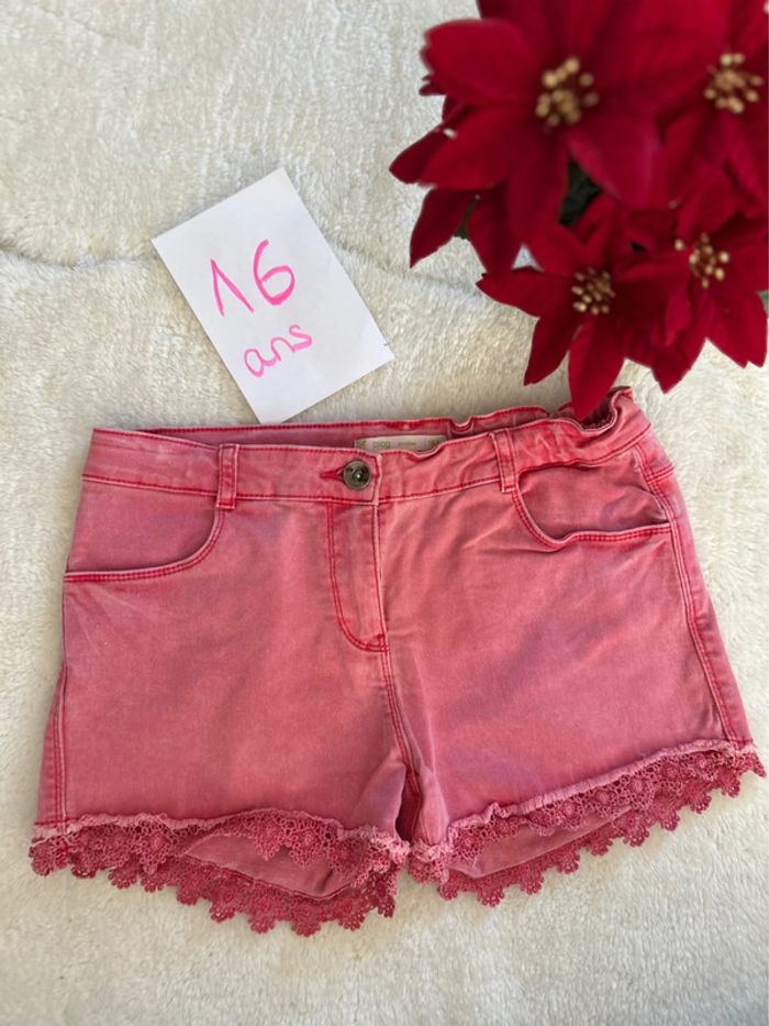 Joli short rose ~ Gémo ~ 16 ans