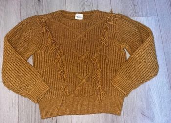 Pull tape à l’œil TAO 8 ans tbe  Avec des franges