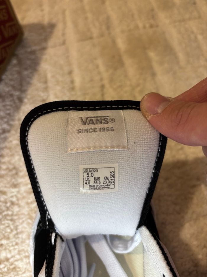 Vans Knu Skool Noir et Blanche - Neuve - Taille 36.5 Femme - photo numéro 6