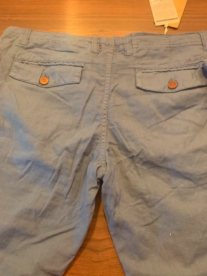 lot 3 pantalons et 1 short - photo numéro 3