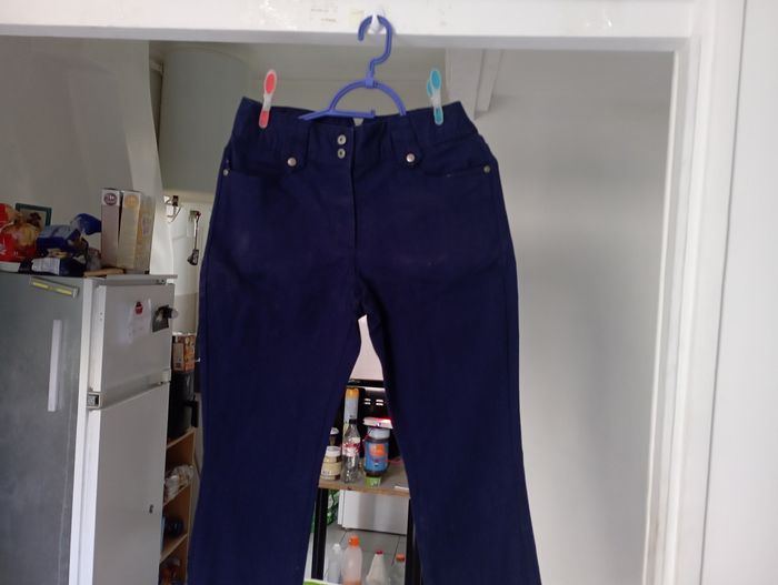 Pantalon de femme taille 38 de marque blanche porte - photo numéro 4