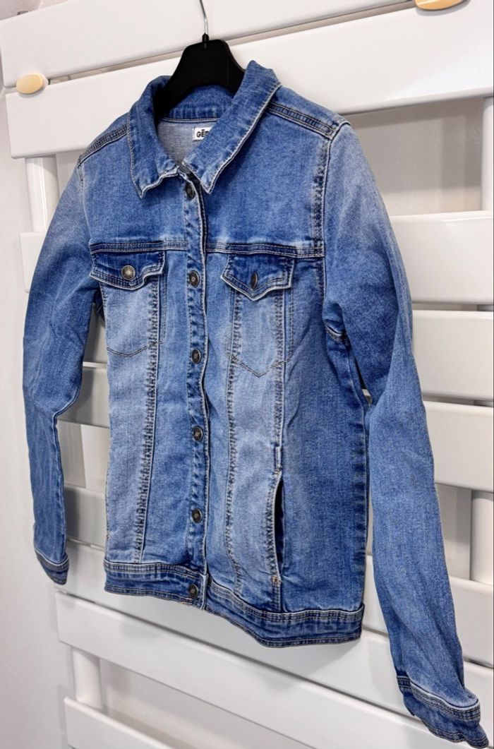 Jolie veste en jean Gémo - photo numéro 2
