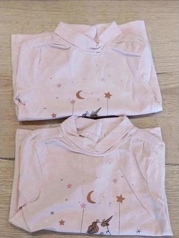 lot de 2 t shirt 18mois