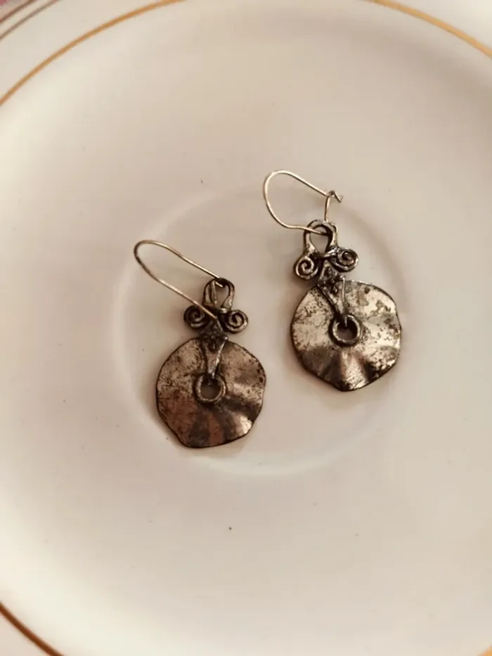 boucles d'oreilles pendantes vintage