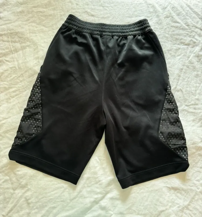 Short Adidas - photo numéro 3