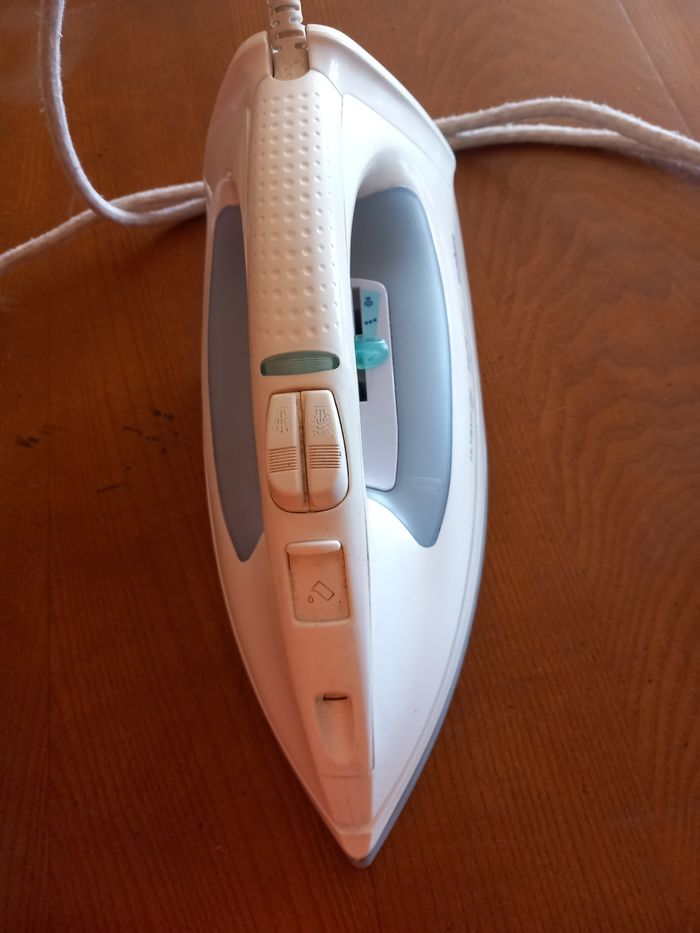 Fer à repasser - photo numéro 3