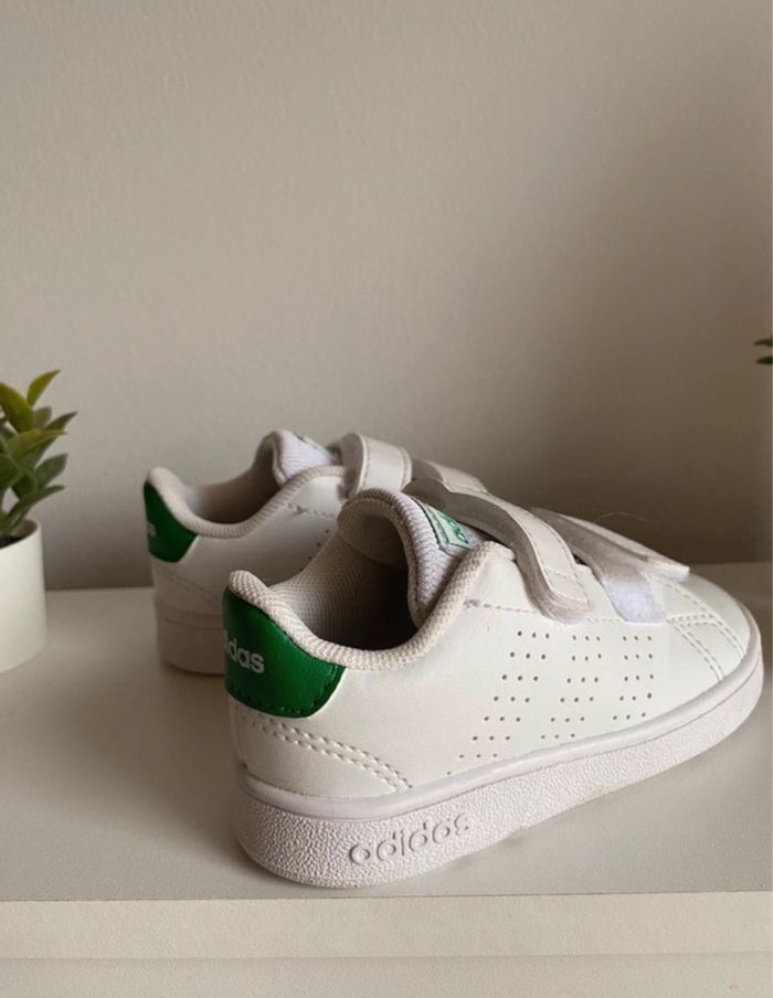 Baskets Adidas 22 - photo numéro 3