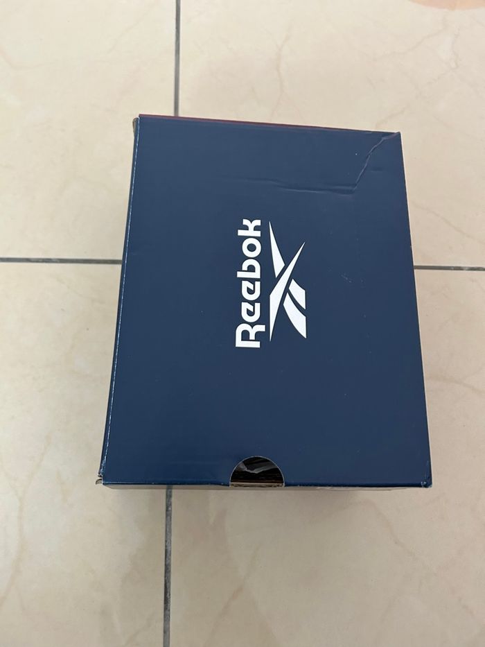 Baskets mixtes marque Reebok taille 21 - photo numéro 8