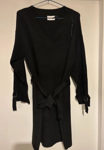 Jolie robe col V La City taille 38/M en très bon état