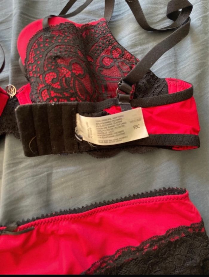 Ensemble lingerie - photo numéro 4