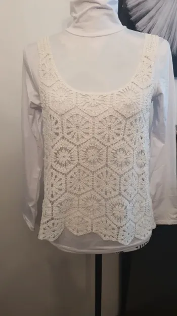 Débardeur crop top crochet