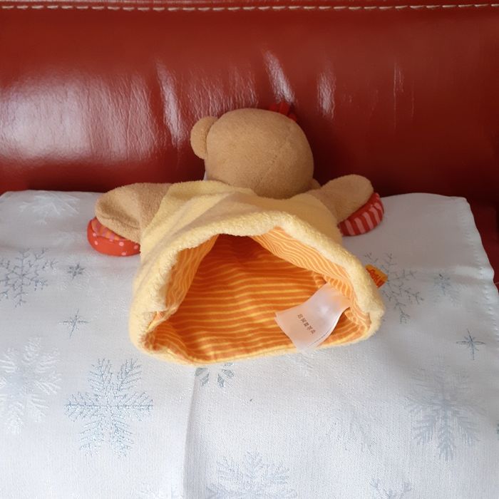 Haba: Doudou-marionnette "Petit Singe aux tambourins " - photo numéro 8
