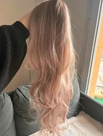 Perruque blonde effet vrais cheveux naturels 