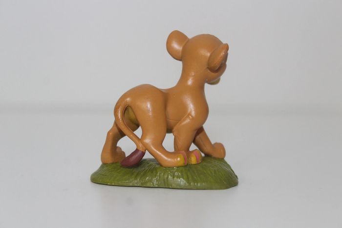 Figurine Simba - Disney - photo numéro 2