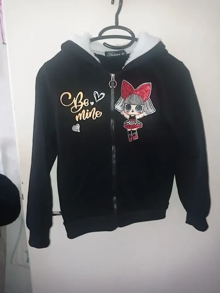 Veste noir motif poupée Lol - photo numéro 2