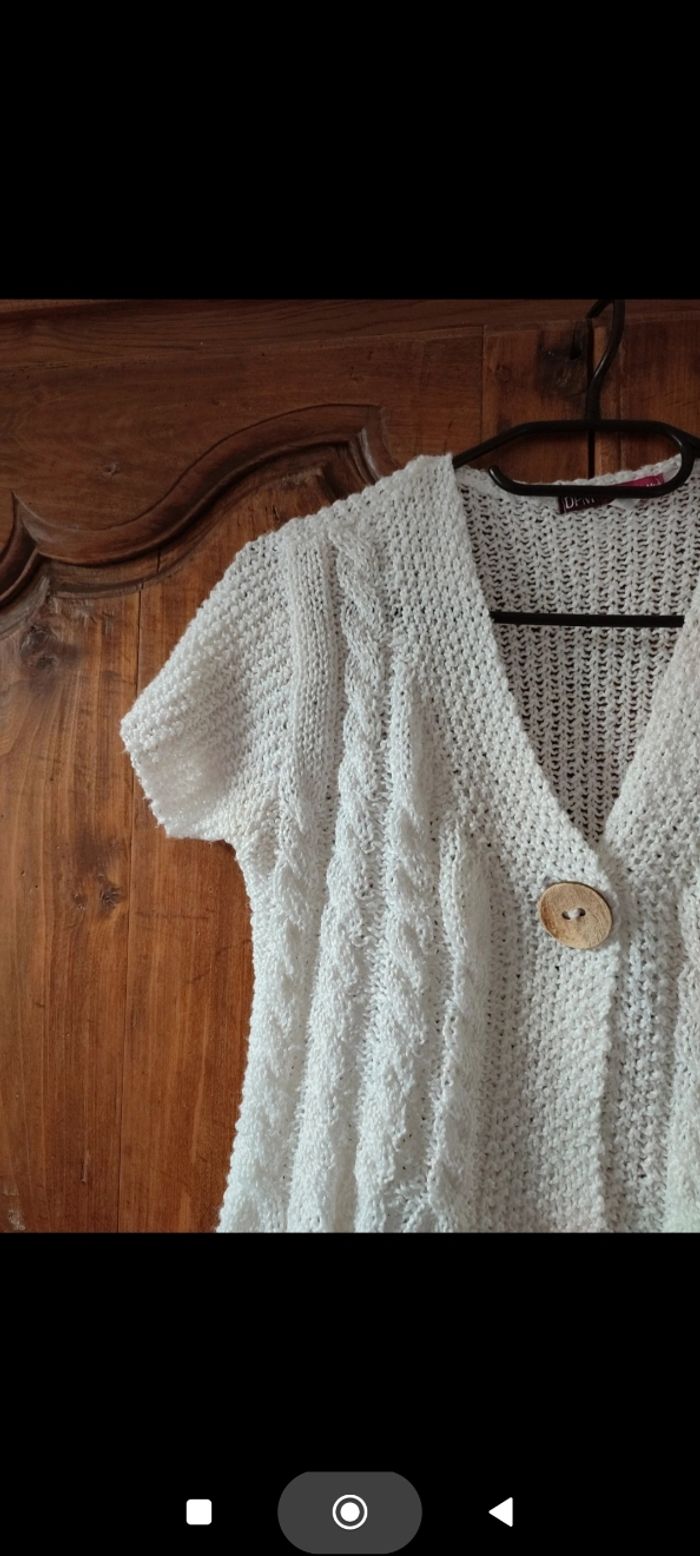 Joli cardigan blanc - photo numéro 2