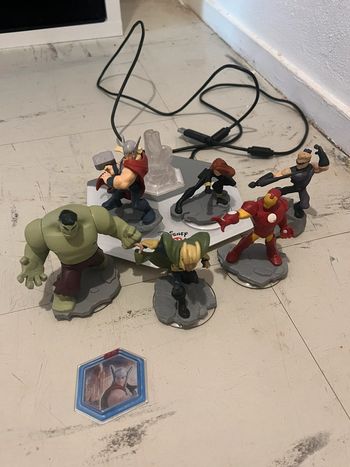 Lot figurines Infinity avengers