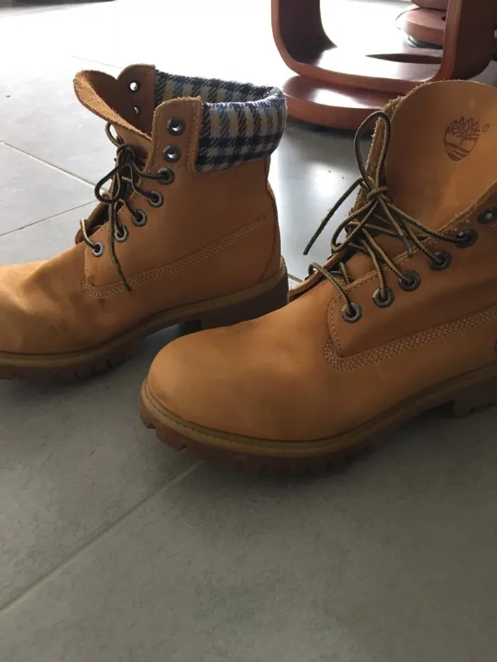 Chaussures homme Timberland beiges taille 40