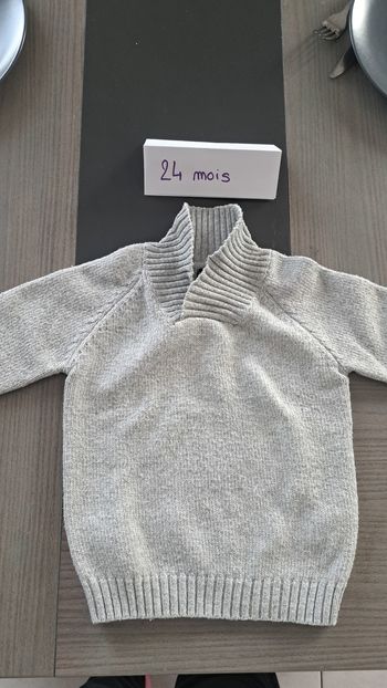 Pull 24 mois 
