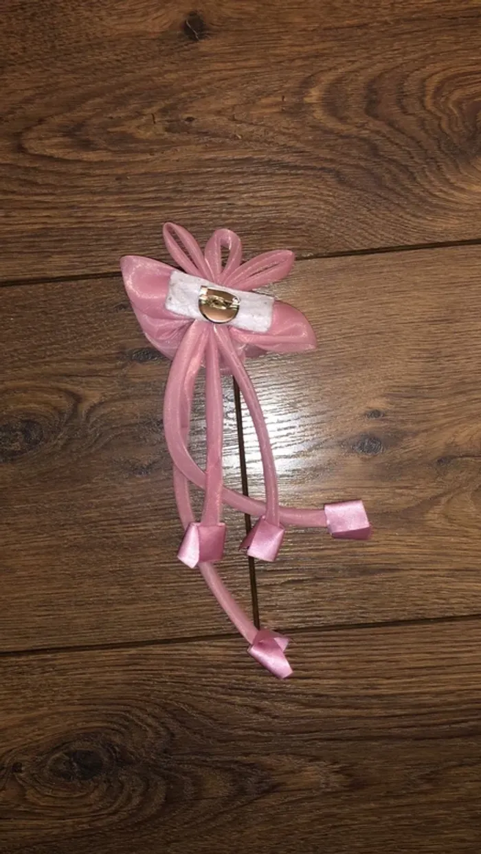 Broche - photo numéro 2