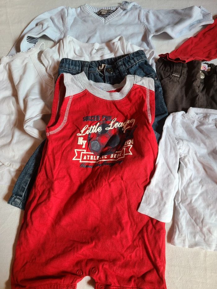 Lot de 11  vêtements garçon 1 an 12 mois - photo numéro 2