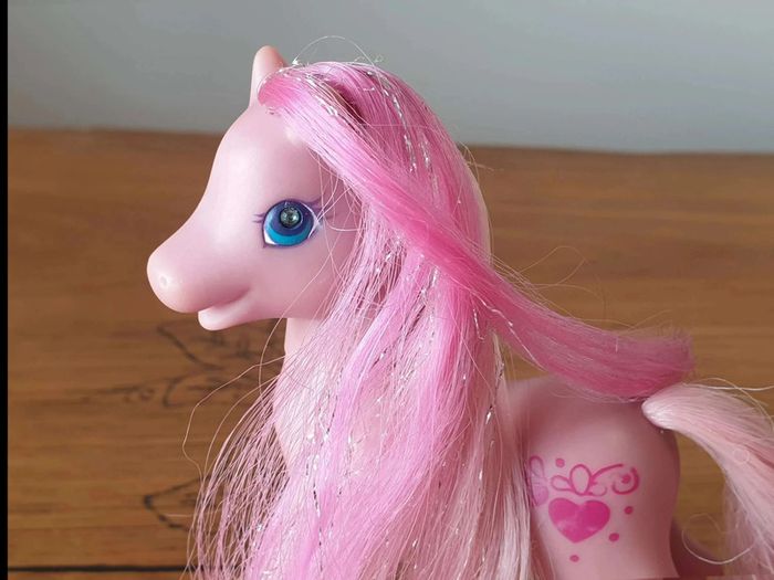 Mon Petit Poney  G2  Sweetberry Royal  Masquerade  (rare) - photo numéro 5