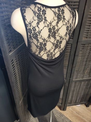 Robe dos en dentelle 36/38