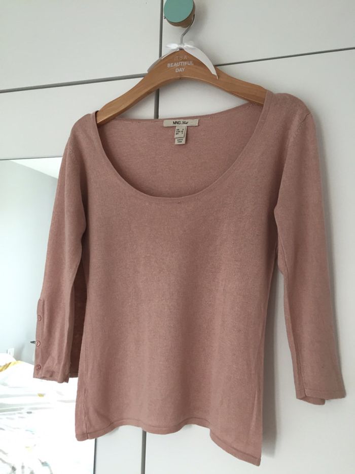 Pull de couleur vieux rose