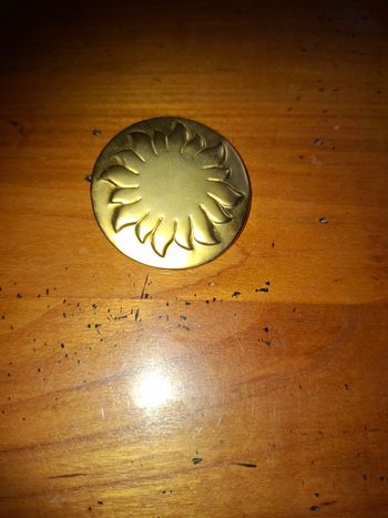 Broche soleil 
