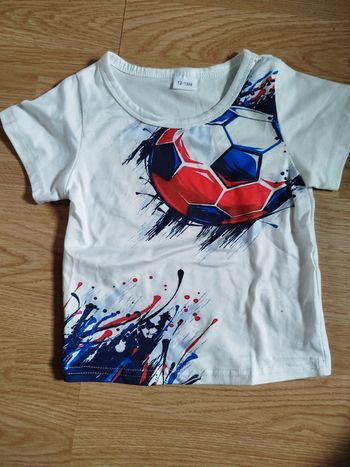 Tee shirt