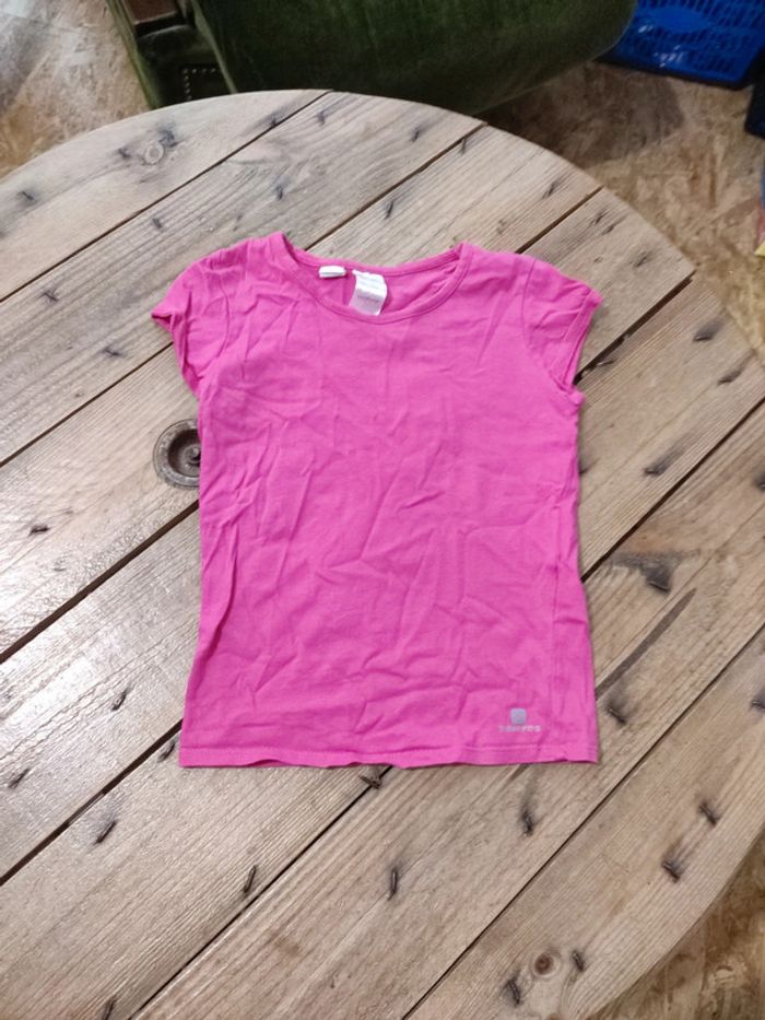 T-shirt rose de la marque Domyos